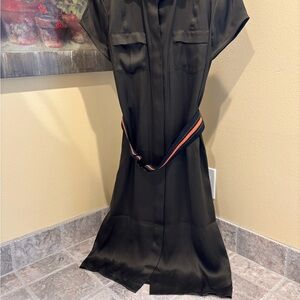 100% silk collared black dress with belt and chest pockets